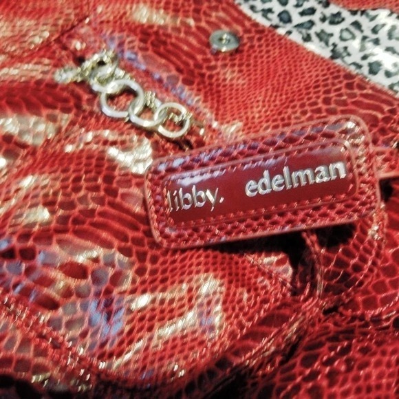 Libby. Edelman red snakeskin like purse - Picture 2 of 5